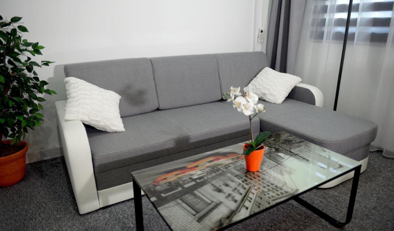 Work & Sleep Apartment Piaseczno  Luaran gambar