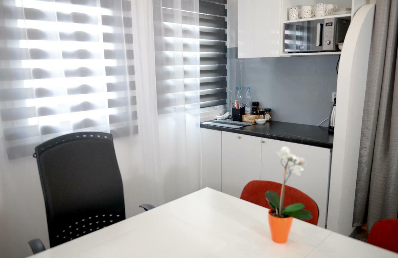 Work & Sleep Apartment Piaseczno  Luaran gambar