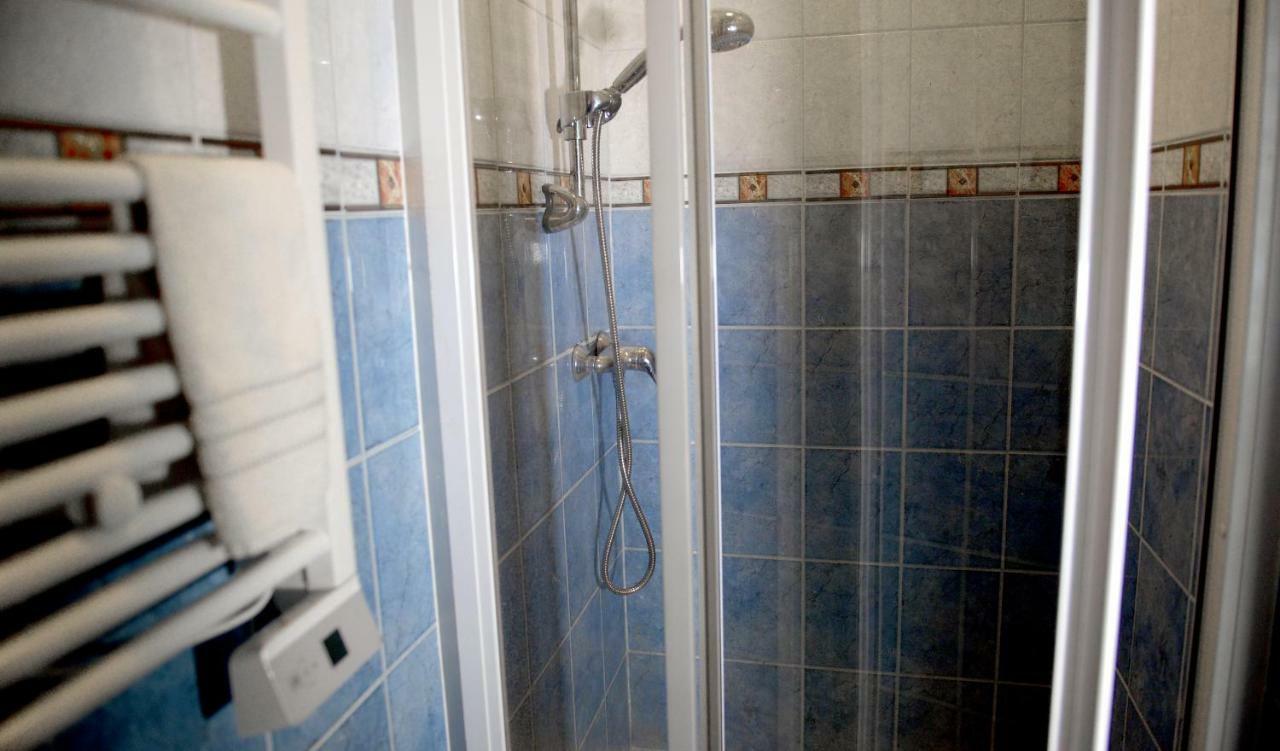 Work & Sleep Apartment Piaseczno  Luaran gambar